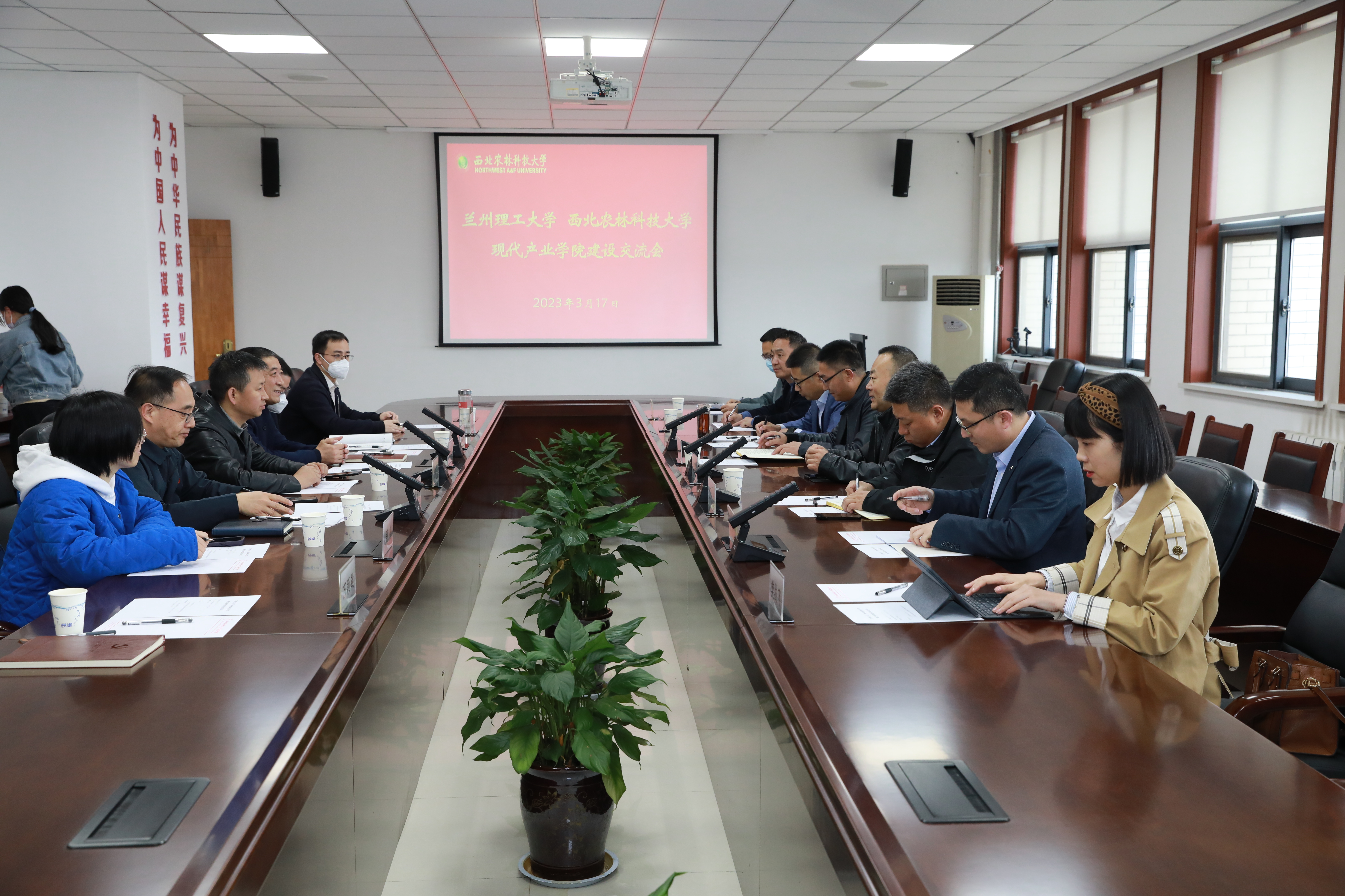 071310168da34081a88d912ec46ed235.jpg 071310168da34081a88d912ec46ed235.jpg